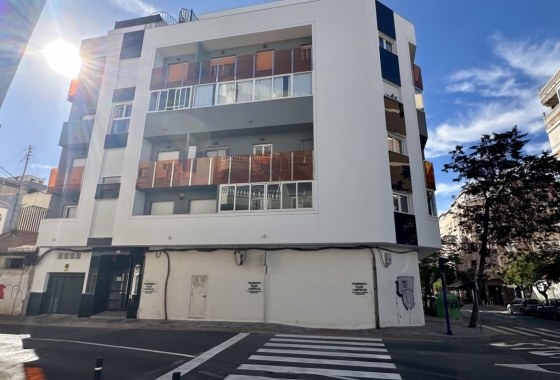 Resale - Apartment / flat - Torrevieja - Costa Blanca