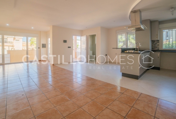 Resale - Villa - Orihuela Costa - Las Filipinas