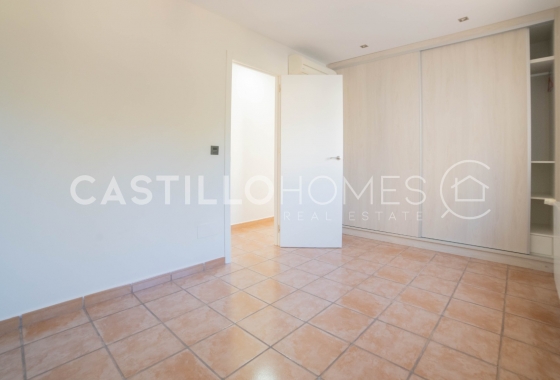 Resale - Villa - Orihuela Costa - Las Filipinas
