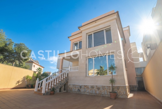 Resale - Villa - Orihuela Costa - Las Filipinas
