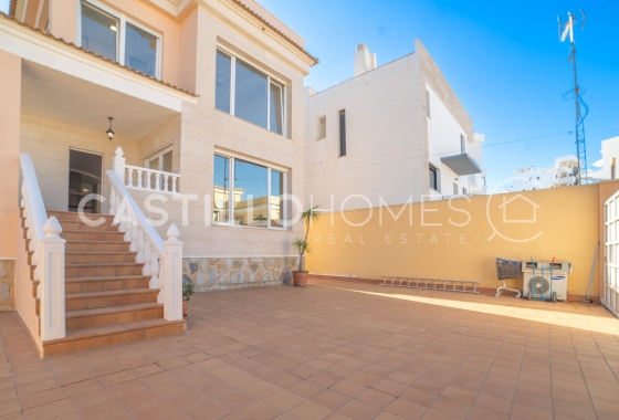Resale - Villa - Orihuela Costa - Las Filipinas