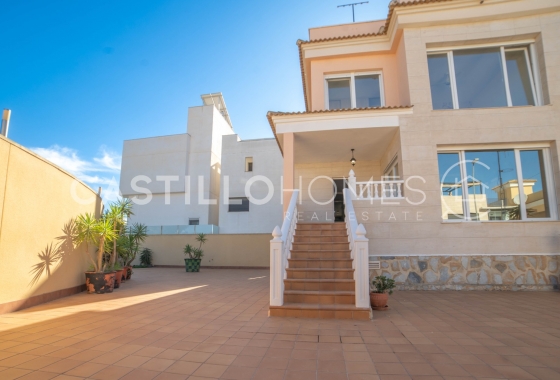 Resale - Villa - Orihuela Costa - Las Filipinas