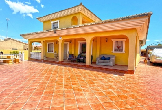 Resale - Villa - Torrevieja - Los Balcones