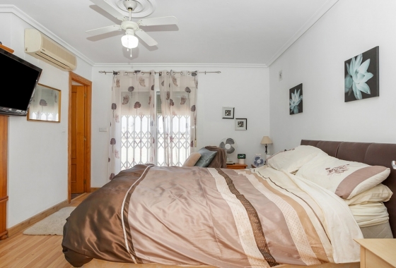 Resale - Villa - Torrevieja - Los Balcones