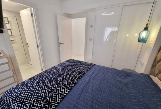 Resale - Apartment / flat - Torrevieja - Centro