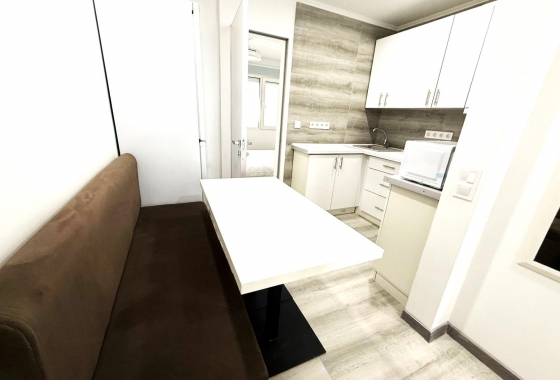 Resale - Townhouse - Torrevieja - Centro