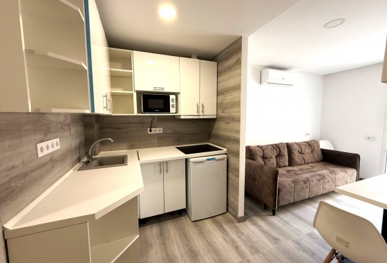 Resale - Townhouse - Torrevieja - Centro