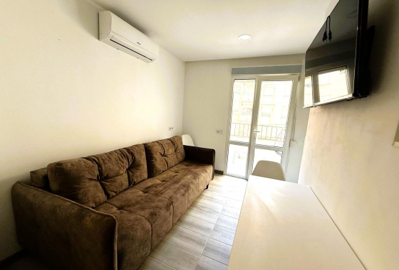 Resale - Townhouse - Torrevieja - Centro