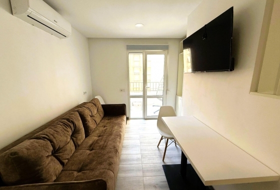 Resale - Townhouse - Torrevieja - Centro