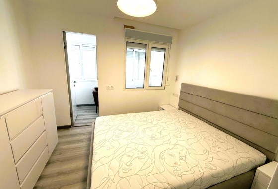 Resale - Townhouse - Torrevieja - Centro