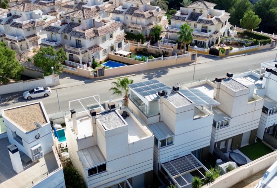 Resale - Villa - Orihuela Costa - Costa Blanca