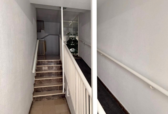 Resale - Apartment / flat - Torrevieja - Playa del Cura