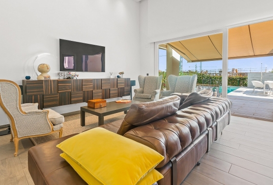 Resale - Villa - La Finca Golf Resort - Inland