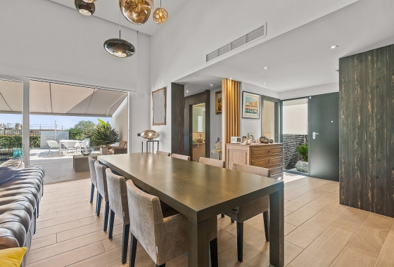 Resale - Villa - La Finca Golf Resort - Inland