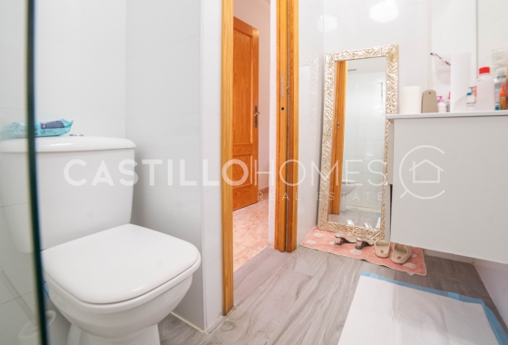 Resale - Apartment / flat - Torrevieja - Centro