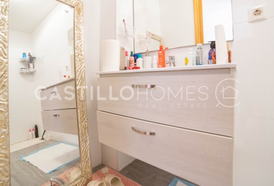 Resale - Apartment / flat - Torrevieja - Centro