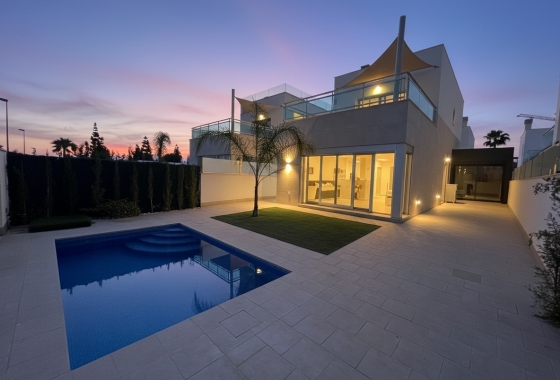 Resale - Villa - La Serena Golf - Costa Calida