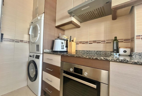 Reventa - Apartamento / piso - Torrevieja - Centro