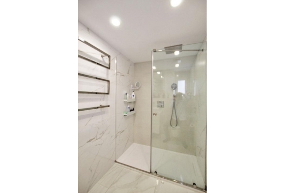 Перепродажа - Квартира - Torrevieja