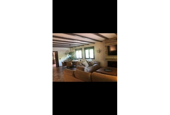 Resale - Villa - Elda - Inland