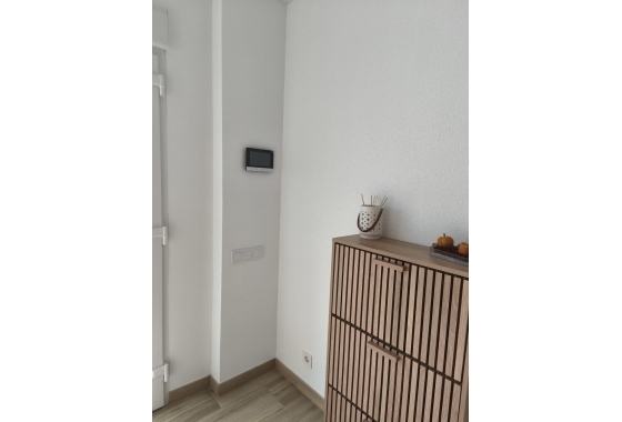 Herverkoop - Herenhuis - Torrevieja