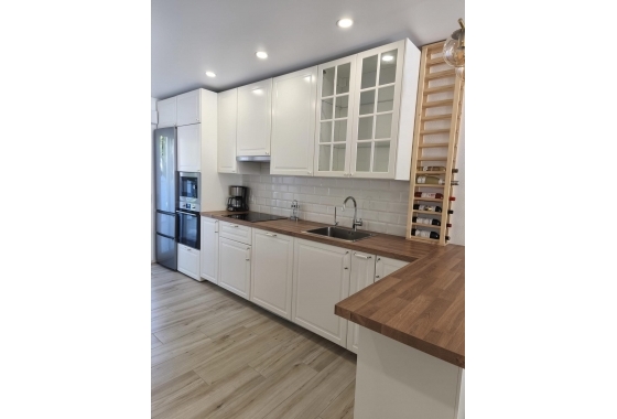 Herverkoop - Herenhuis - Torrevieja