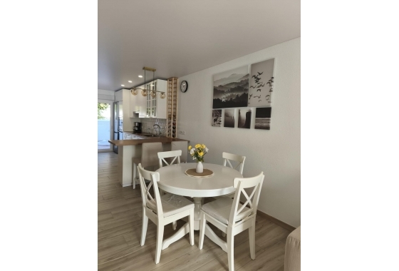 Herverkoop - Herenhuis - Torrevieja