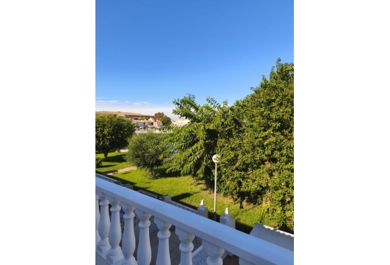 Herverkoop - Herenhuis - Torrevieja