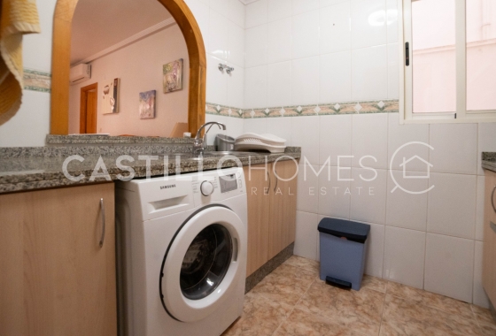 Resale - Apartment / flat - Torrevieja - Centro