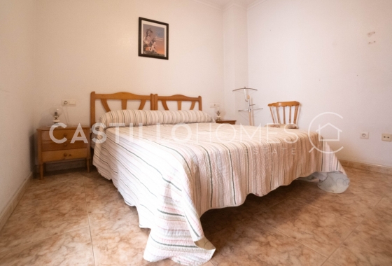 Resale - Apartment / flat - Torrevieja - Centro