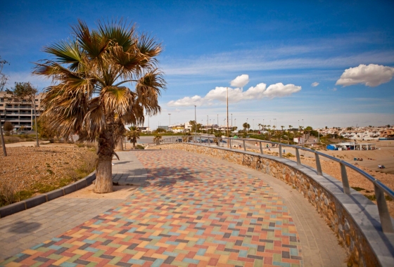 Resale - Apartment / flat - Pilar de la Horadada - Torre De La Horadada