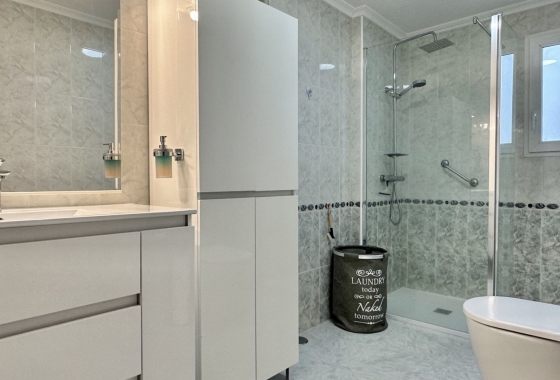 Resale - Apartment / flat - Orihuela - Inland