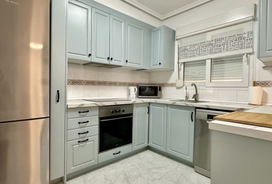 Resale - Apartment / flat - Orihuela - Inland