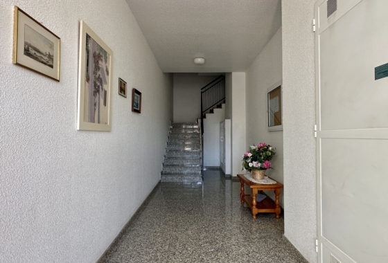 Resale - Apartment / flat - Orihuela - Inland
