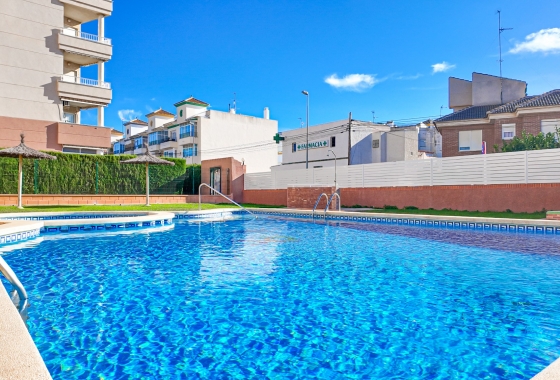 Resale - Apartment / flat - Torrevieja - Costa Blanca