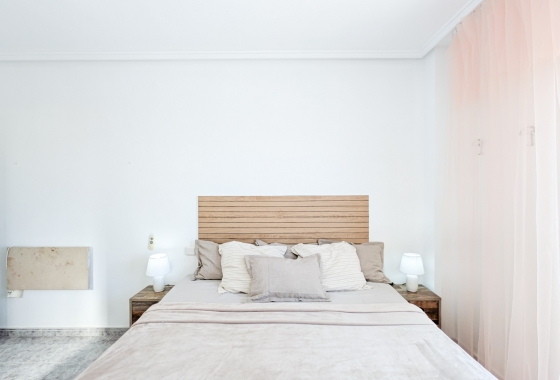 Resale - Apartment / flat - Torrevieja - Costa Blanca