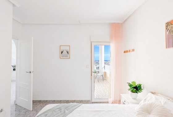 Resale - Apartment / flat - Torrevieja - Costa Blanca