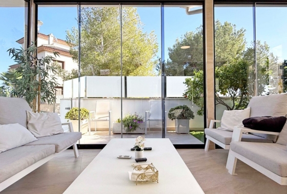 Resale - Villa - Orihuela Costa - Costa Blanca