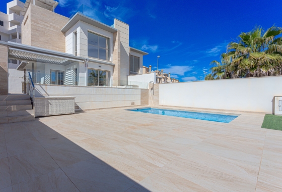 Resale - Villa - Orihuela Costa - Costa Blanca