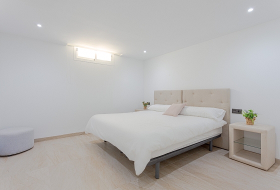 Resale - Villa - Orihuela Costa - Costa Blanca