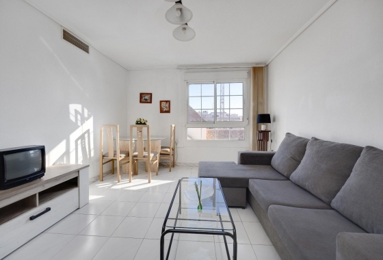 Resale - Apartment / flat - Torrevieja - Centro