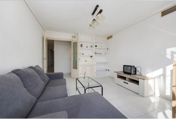 Resale - Apartment / flat - Torrevieja - Centro