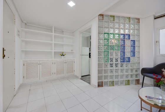 Resale - Apartment / flat - Torrevieja - Centro