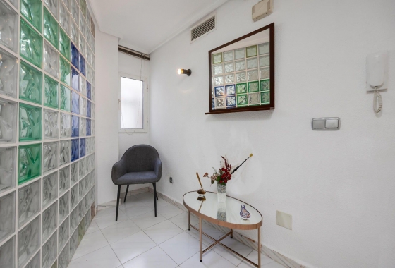 Resale - Apartment / flat - Torrevieja - Centro