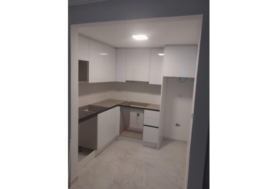 Resale - Townhouse - Torrevieja - aguas nuevas