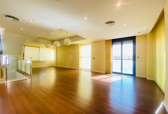 Resale - Villa - Santiago de la Ribera - San Blas