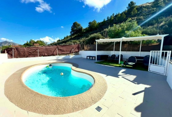 Resale - Villa - Elda - Inland