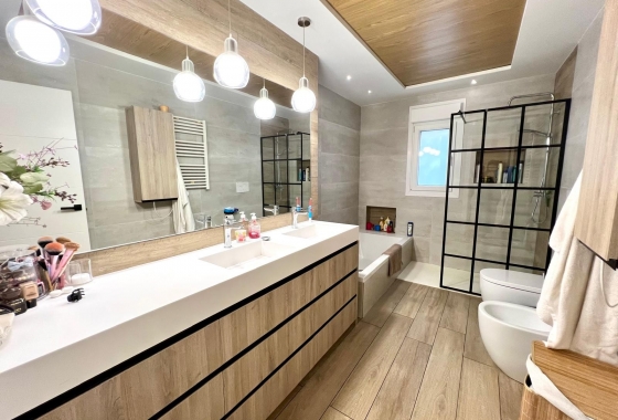 Resale - Villa - Elda - Inland