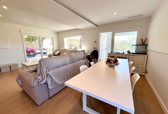 Resale - Villa - Elda - Inland