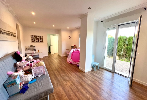 Resale - Villa - Elda - Inland